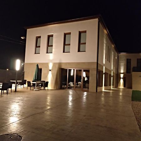Hotel Entrerailes Casalarreina Esterno foto
